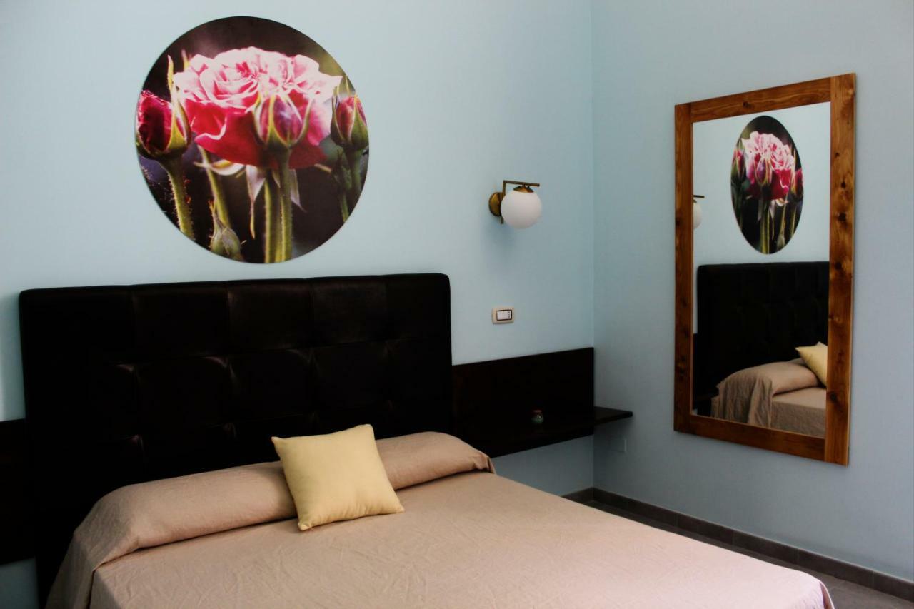 4 Balconi Liberty Apartments Lecce Kültér fotó