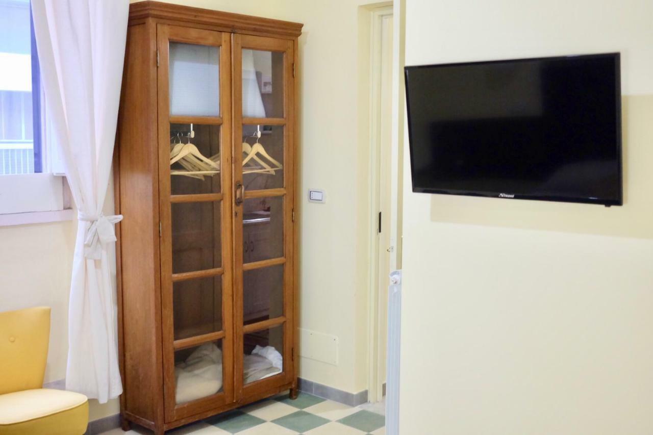 4 Balconi Liberty Apartments Lecce Kültér fotó