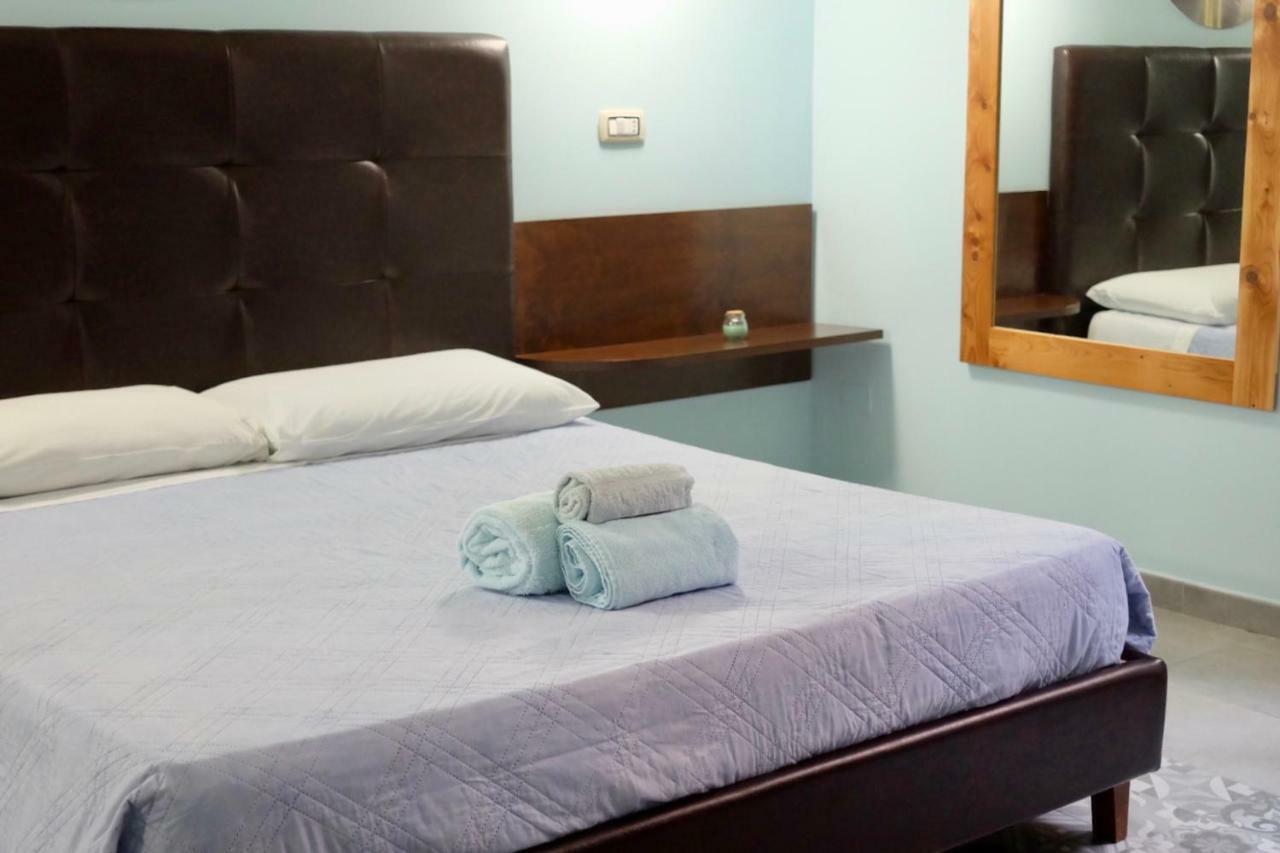 4 Balconi Liberty Apartments Lecce Kültér fotó